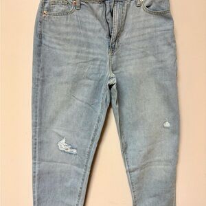 Universal Thread Women's Boyfriend Blue Jeans Size 8/R Rolled Tapered Leg NWT